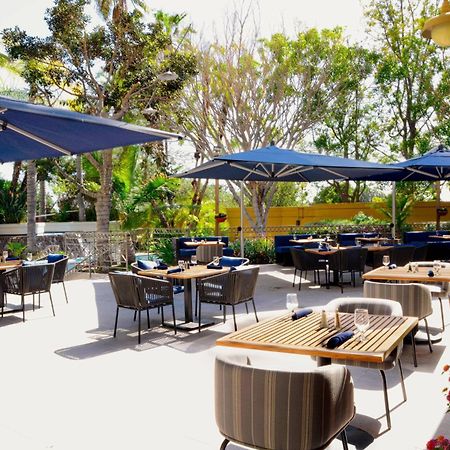 Long Beach Marriott Экстерьер фото